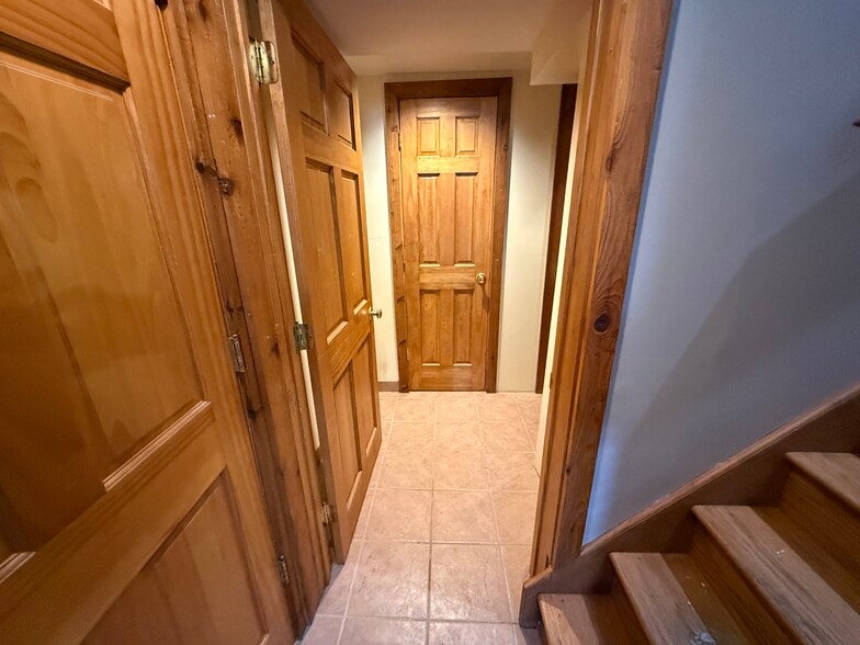 Building Photo - 32275 Center St