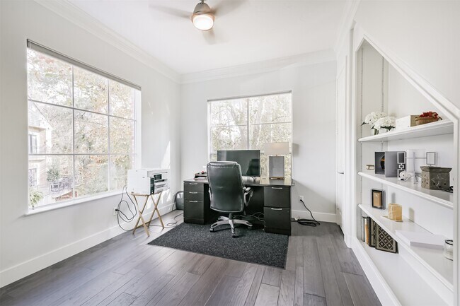 Building Photo - 12636 Briar Patch Dr