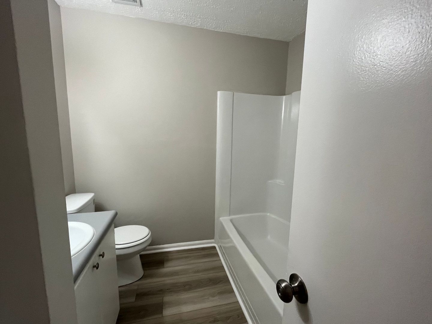 Building Photo - 301 E Second St