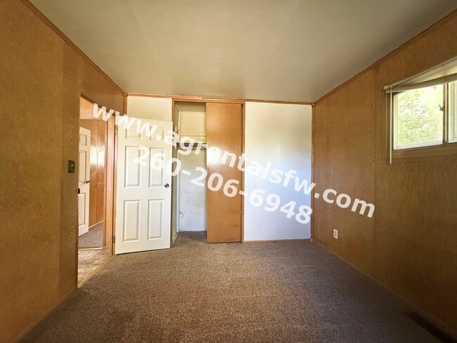 Building Photo - 2 Bedroom House