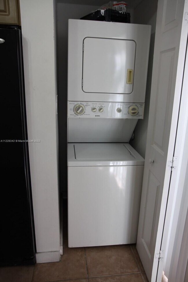 Building Photo - 7830 NW 6th St