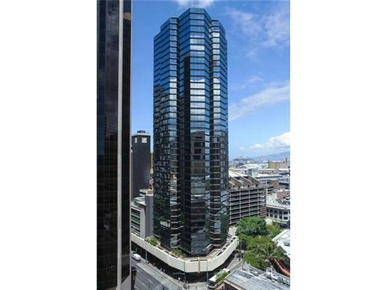Building Photo - 1088 Bishop St