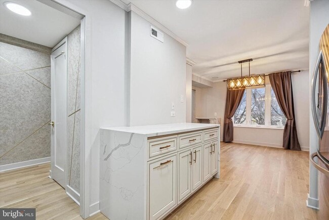 Building Photo - 42 Golf Club Dr