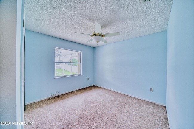 Building Photo - 5628 Loma Vista Dr W