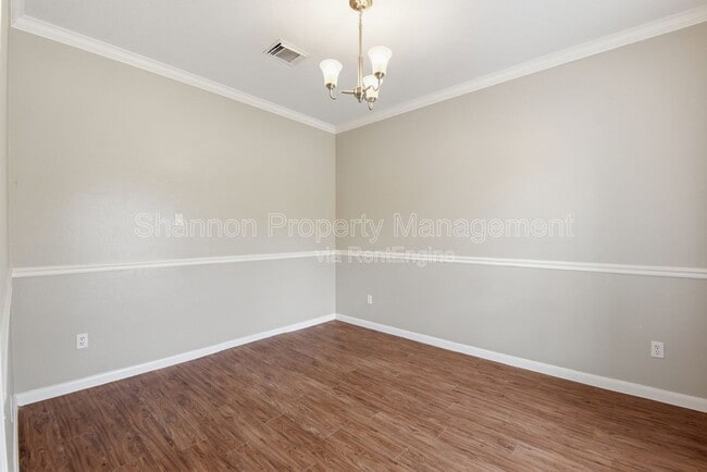 Building Photo - 3327 Shady Glen Ln