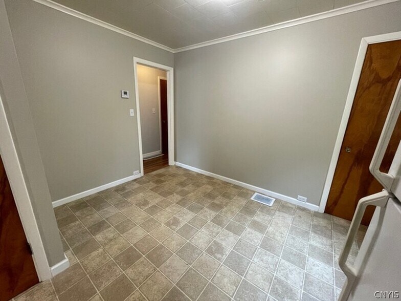 Kitchen Nook - 109 Lansdale Rd