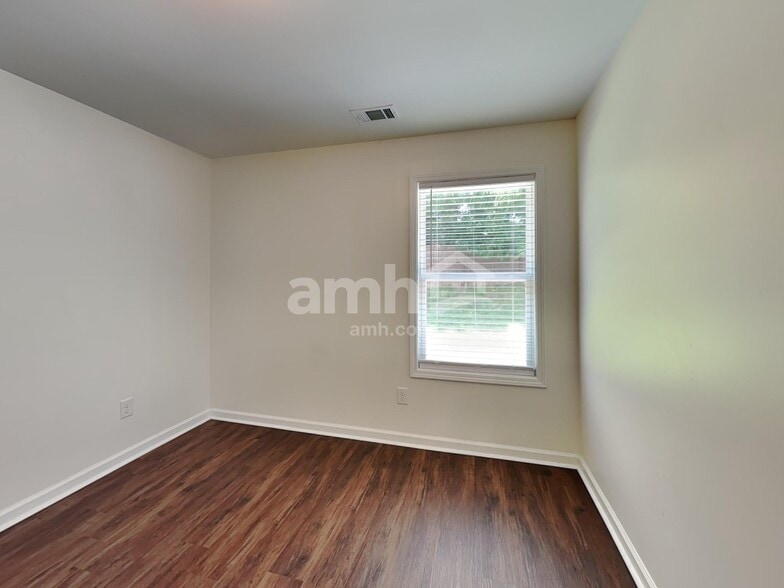 Building Photo - 104 Flagler Way
