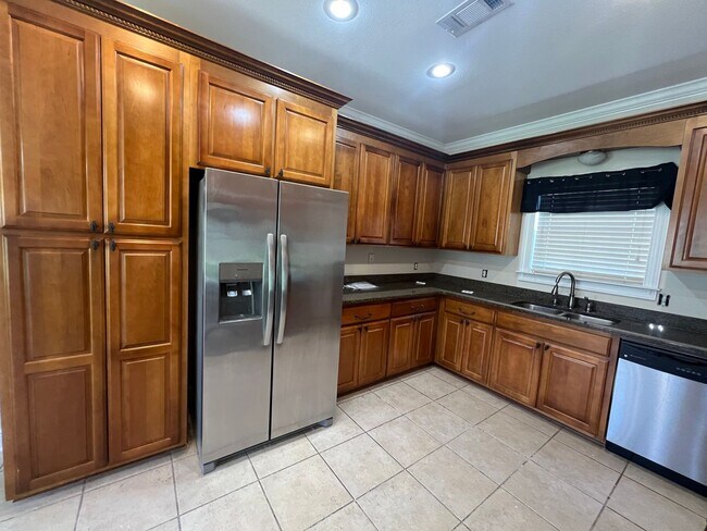 Building Photo - Valley Chase Subdivision