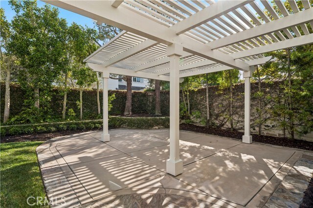 Building Photo - 15 Jupiter Hills Dr