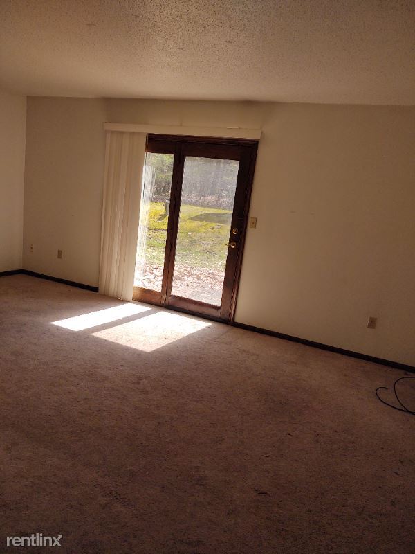 Building Photo - 2 br, 1.5 bath Townhome - 3434 Key Court