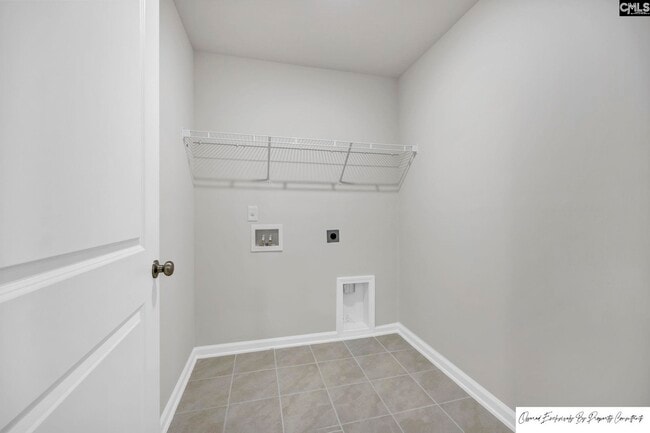 Building Photo - 223 Sunny Hl Dr