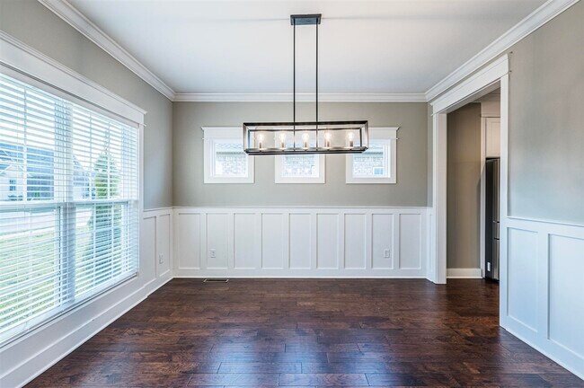 Building Photo - 456 Adalynn Cir