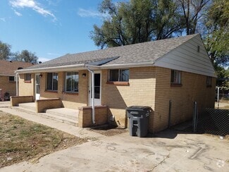 Building Photo - 311 -313 16th Ave Ct