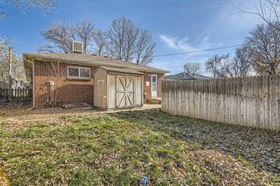 Building Photo - Historic charmer with mature trees and fenced yard