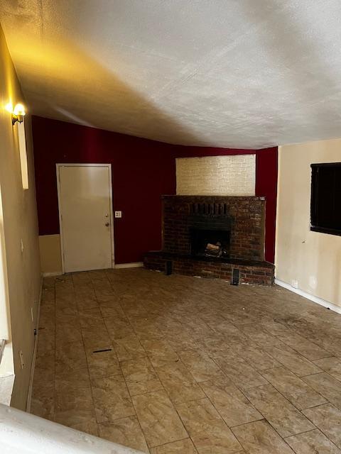 Building Photo - 44015 Heaton Ave