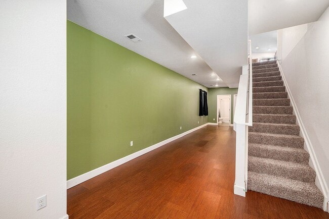 Building Photo - Spacious 3 Bed 3 Bath in the heart of Green Valley Ranch ELECTRICITY INCLUDED IN RENT