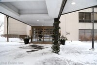 Building Photo - 1001 W Jefferson Ave