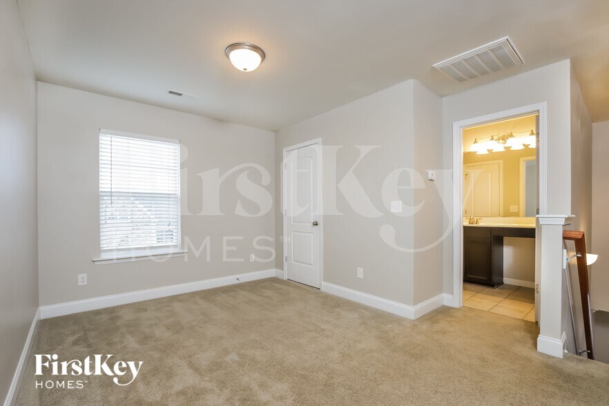 Building Photo - 1656 Havenbrook Ct