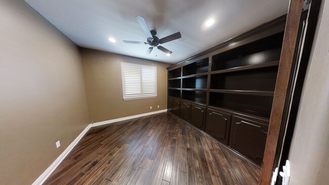 Building Photo - Exquisite 3 bed 2 bath luxury home in JP R...