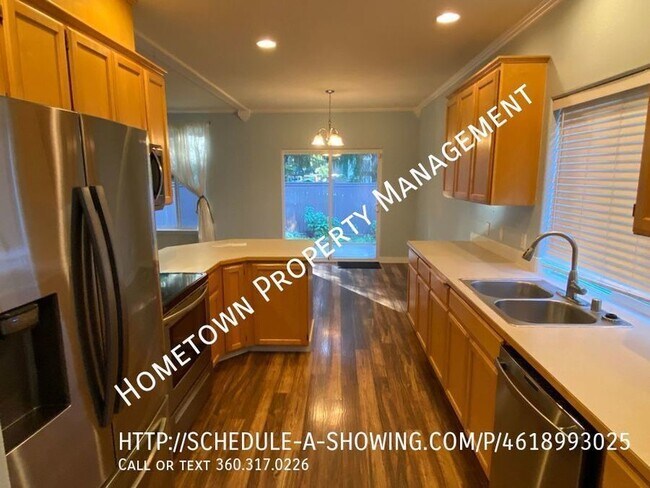 Building Photo - Chambers Creek Beauty - Available NOW!