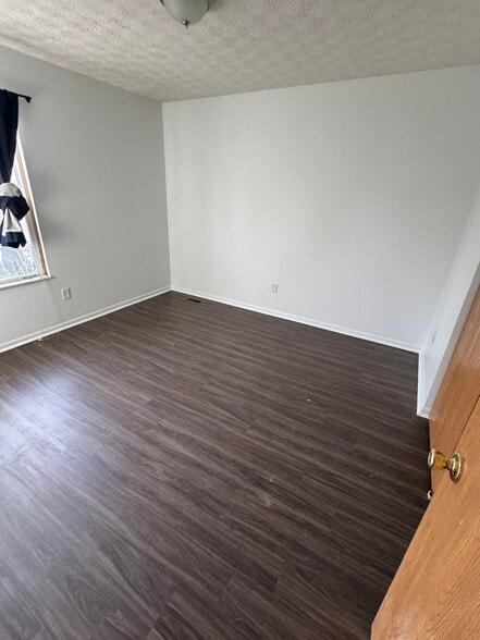 Bedroom 2 - 3766 Dunlane Ct