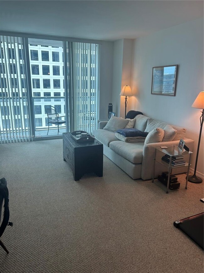 Building Photo - 500 Brickell Ave