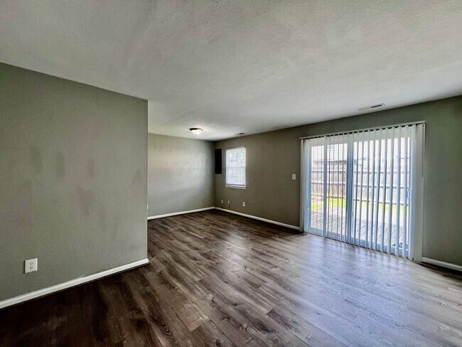 Building Photo - Beautiful Corner Lot Townhome in the heart...
