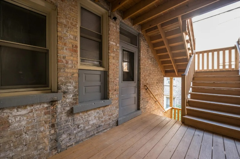 Building Photo - 403 S East Ave