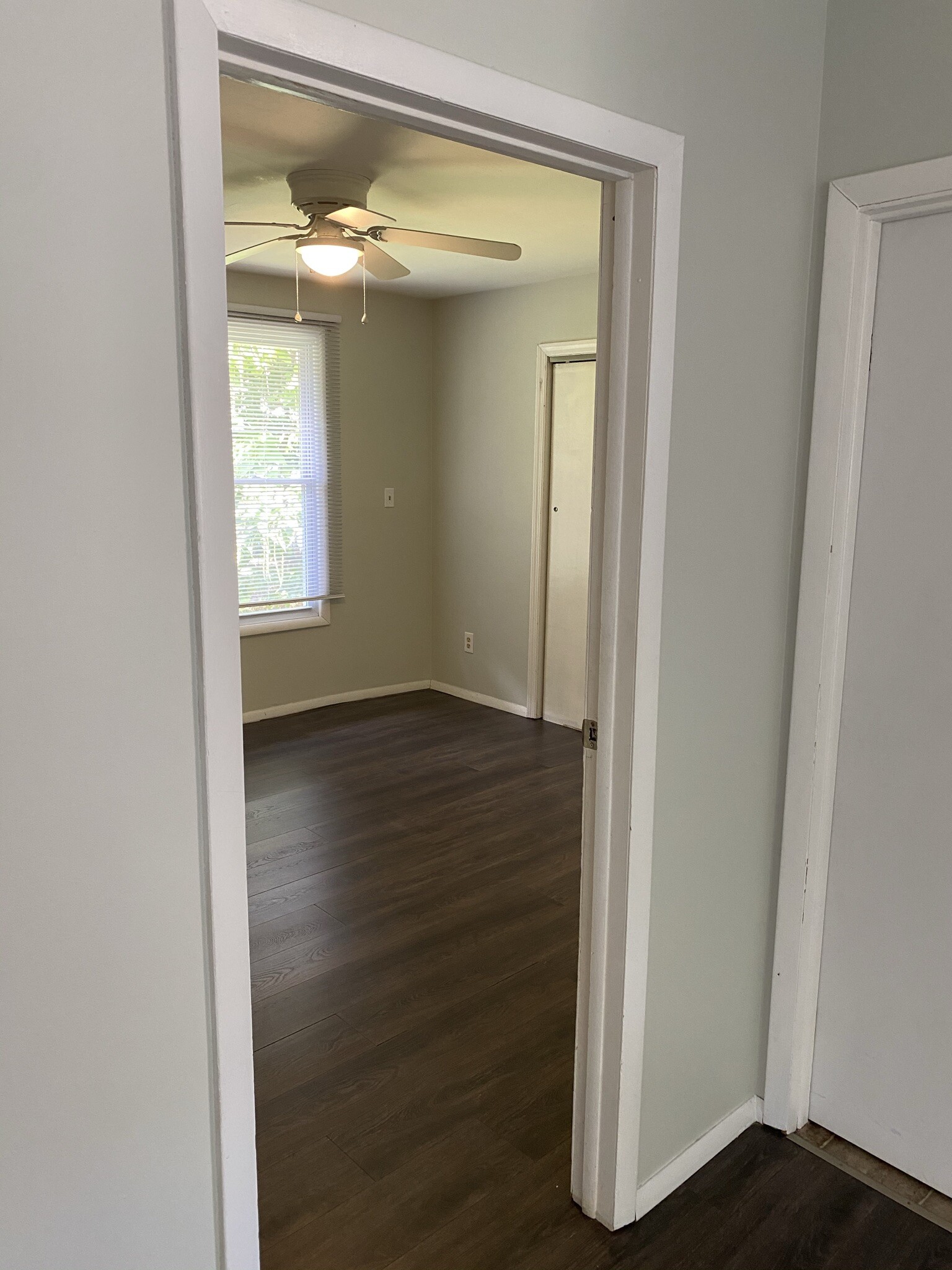 Entrance to Bedroom 2 - 89 S Lake Ave