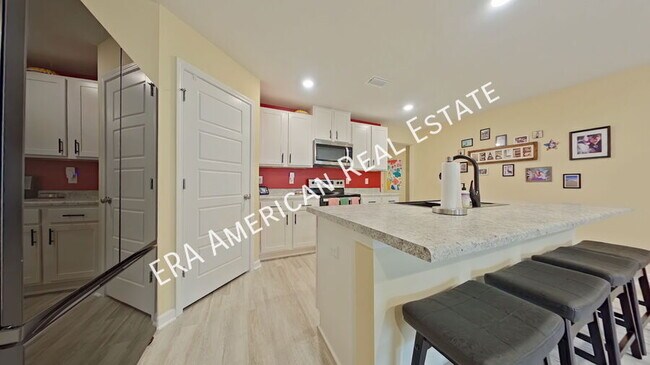 Building Photo - 5827 Belmont Stakes Rd