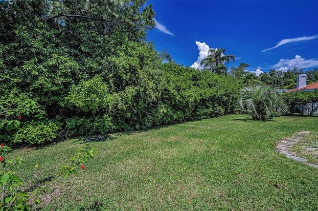 Building Photo - 1516 E Lake Woodlands Pkwy