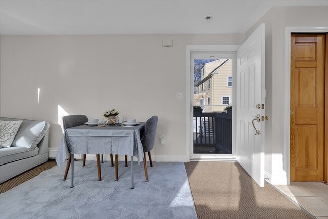 Building Photo - 70 Garland Rd