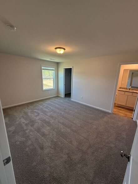 Building Photo - 72 Harvest Moon Dr