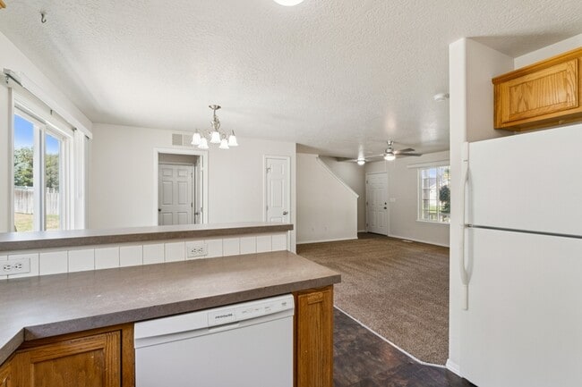 Building Photo - 123 Chapparosa Ct E