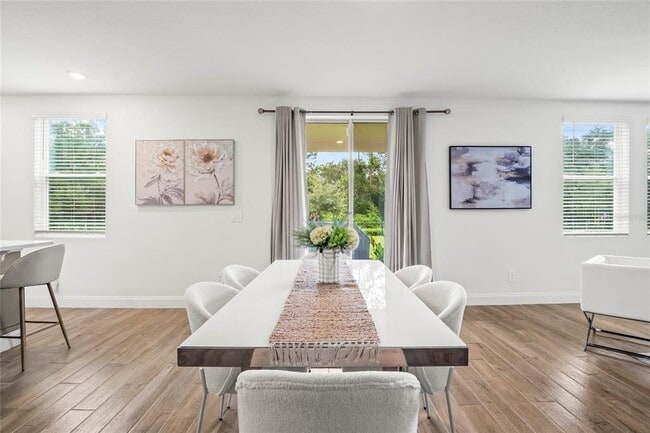 Building Photo - 2943 Sunstar Dr