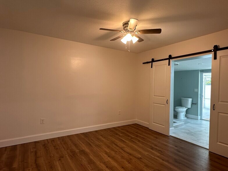 master bedroom - 5932 McKee Lake Dr N