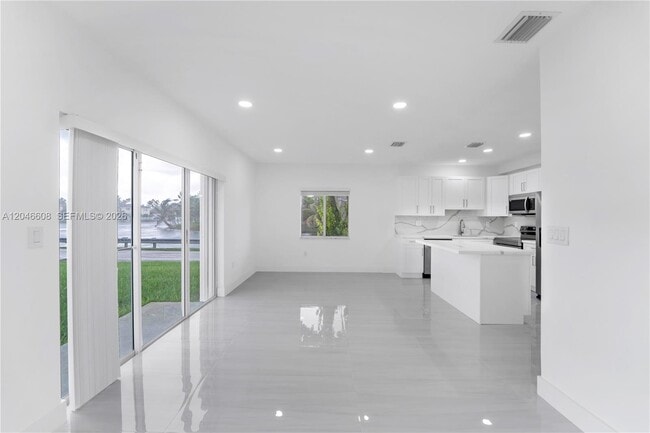 Building Photo - 2802 SW 128th Way