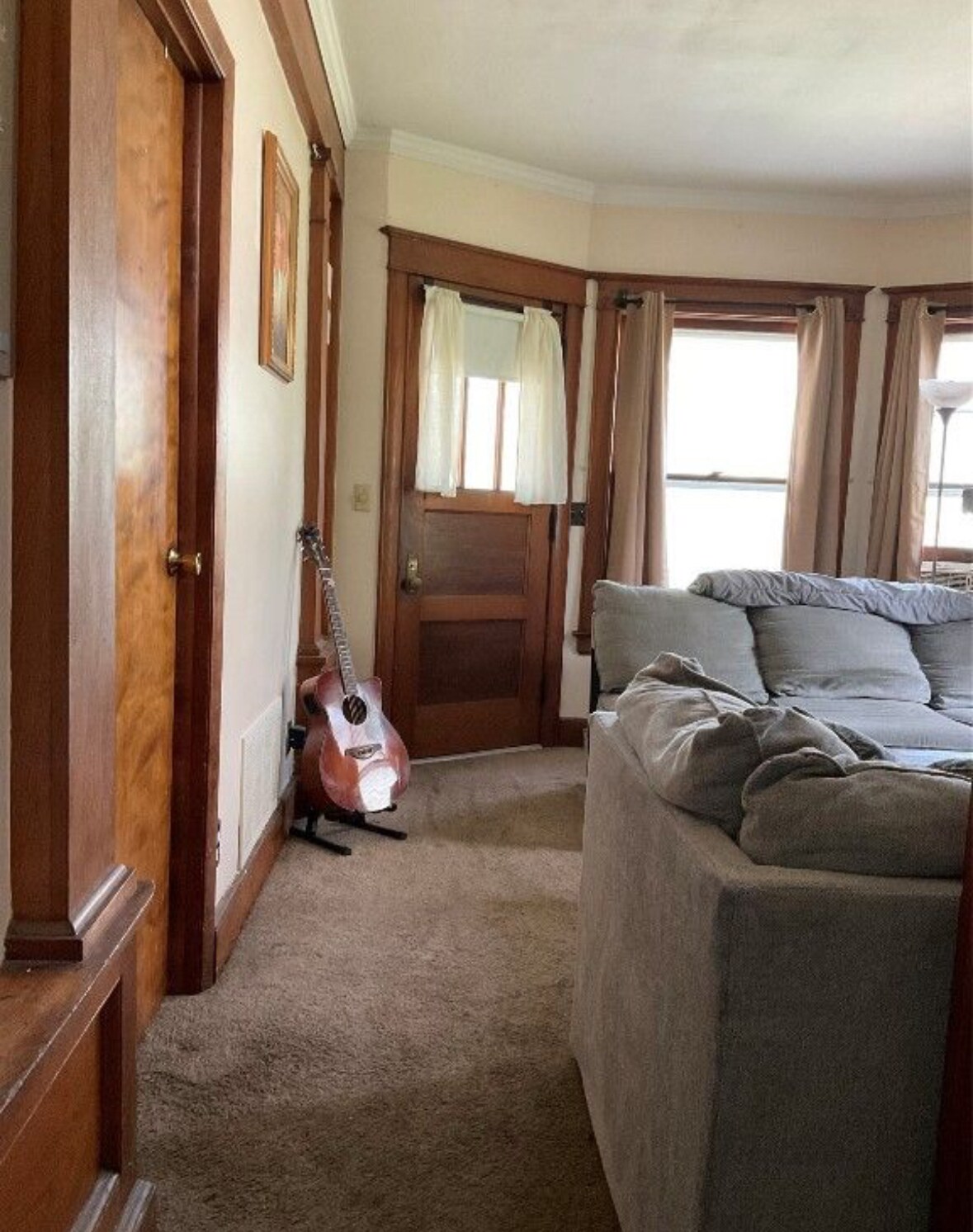 Building Photo - 614 Chenango St