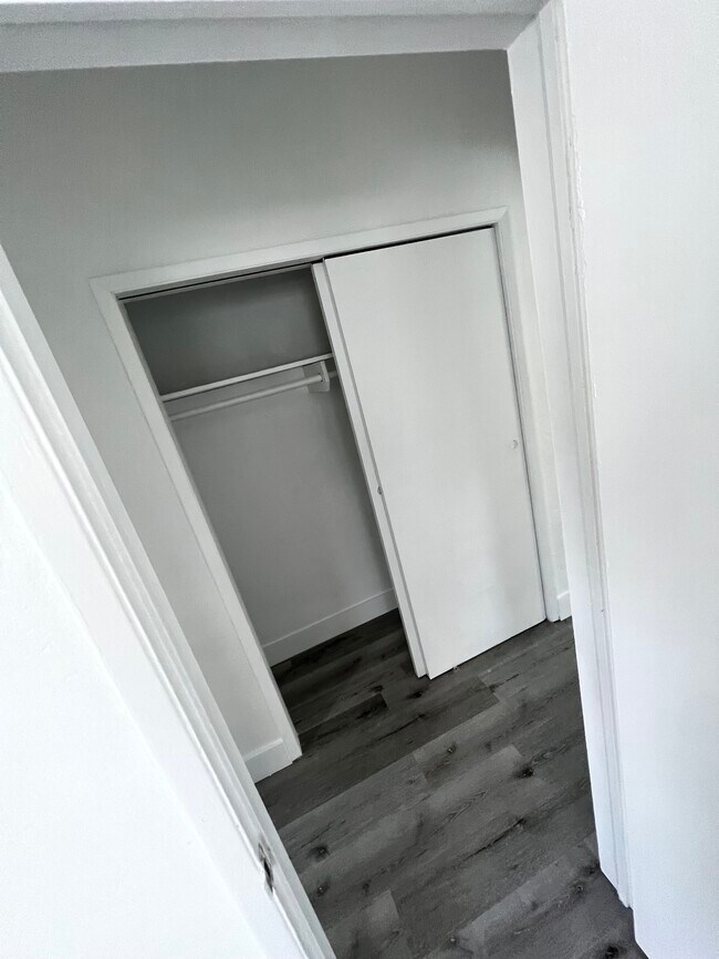 Building Photo - 535 73rd St