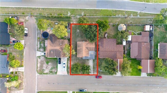 Building Photo - 22 Vista Hermosa St