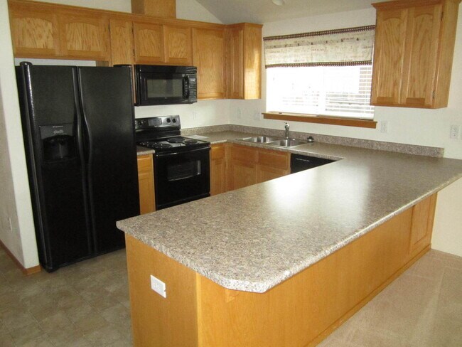 Building Photo - Beautiful Home for Rent