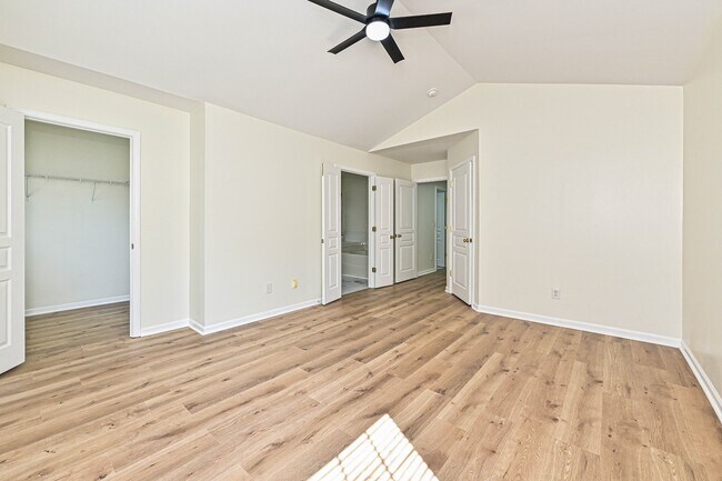 Building Photo - 10208 Old Carolina Dr