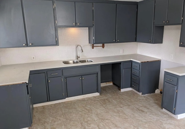 Building Photo - 8325 Fillmore Ave