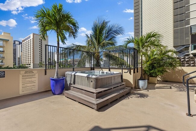 Building Photo - 2140 Kuhio Ave.
