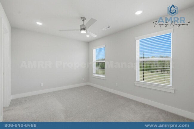 Building Photo - 1124 Bunker Dr