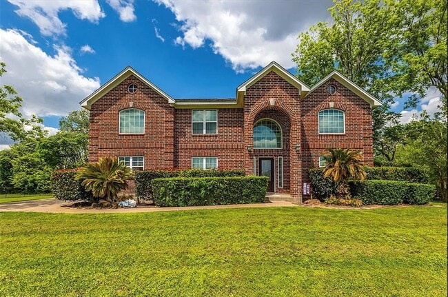 Building Photo - 5434 Chinaberry Grove