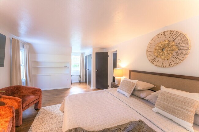 Building Photo - 1322 Jackson Rd