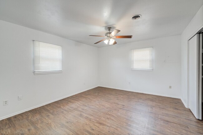 Building Photo - 4432 29th St