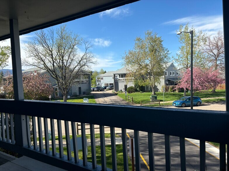 Building Photo - 4202 Monroe Dr