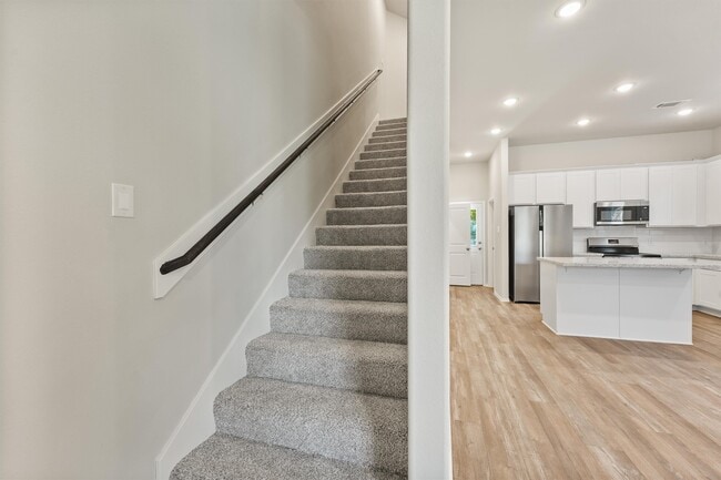 Building Photo - 8685 Sassafras